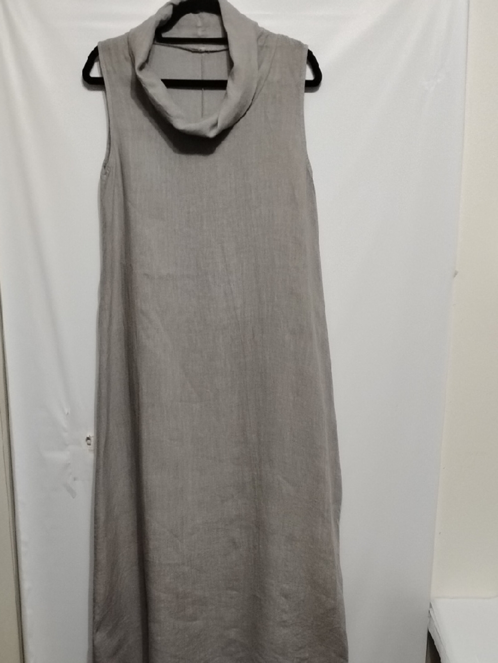 FRANCESCA BETTINI Sleeveless Gray Cowl Neck Maxi Dress - Elegant Everyday